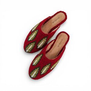 Printfresh Tufted Red Slippers Green Tree Motif Size 7 Cozy Indoor Shoes